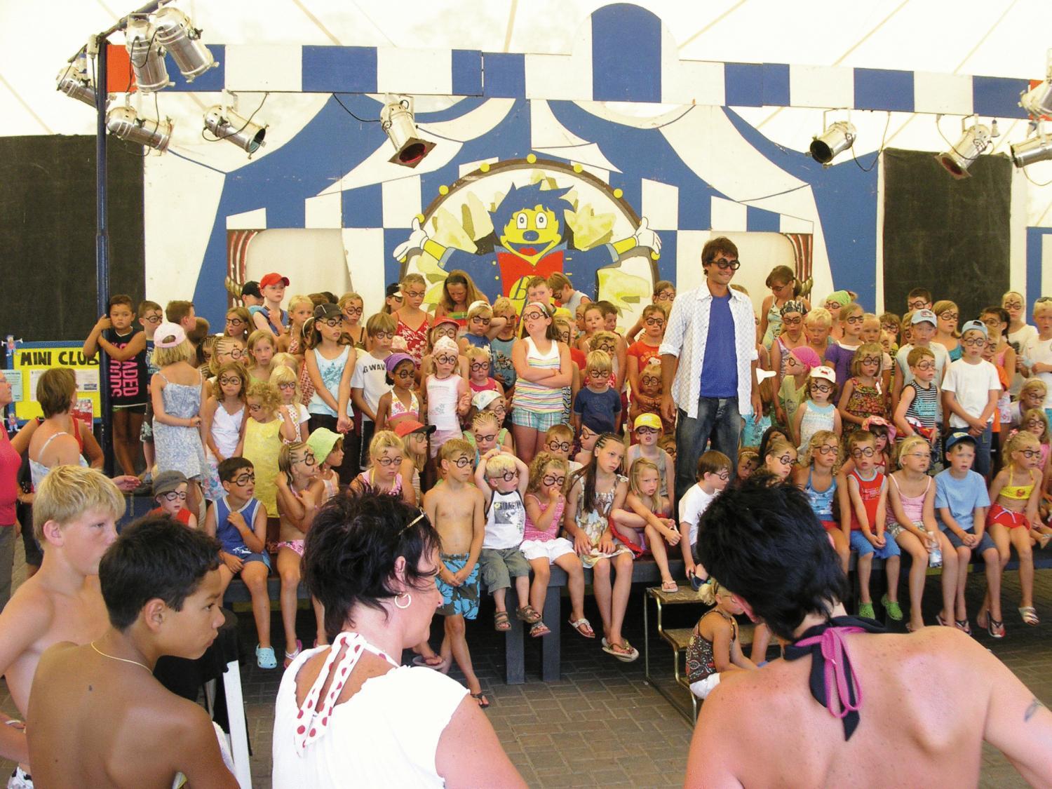 Camping Bella Italia Peschiera del Garda Esterno foto